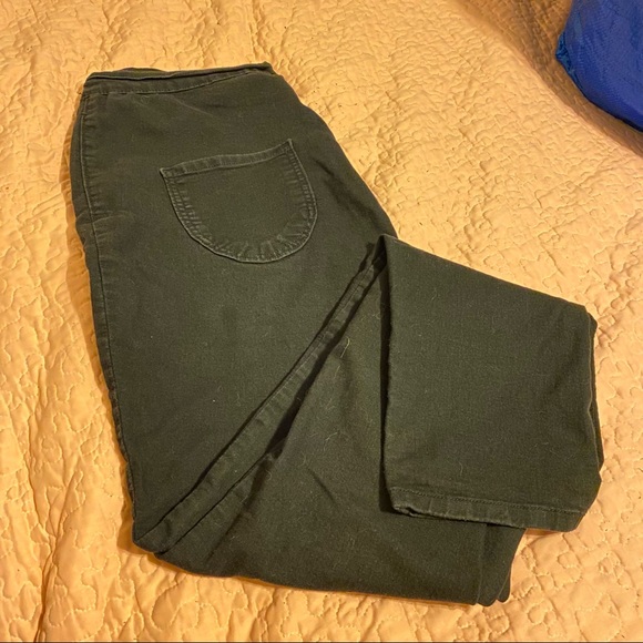 Fashion Nova High Wasted Pants - Picture 2 of 3